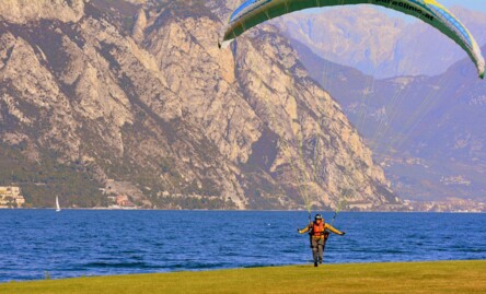 Quelle est la meilleure période pour voler en parapente ?