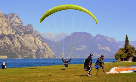 Quelle tenue faut-il porter pour faire du parapente ?