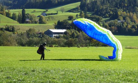 Comment atterrir en parapente ?