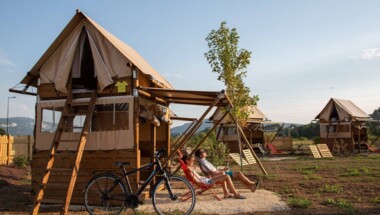 Une nuitée en tente-lodge