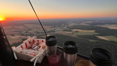 Vol en montgolfière de nuit avec petit-déjeuner