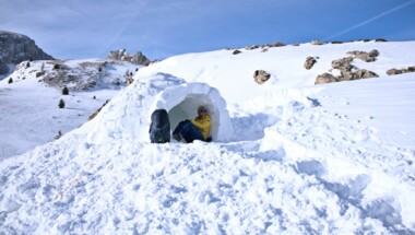 Construire son igloo en famille