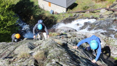 1 parcours de VIA FERRATA niveau découverte