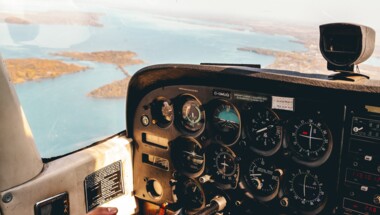 Survolez la Côte d’Azur en avion privé