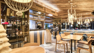Déjeuner et cocktail au Bistrot du Mont-Joly