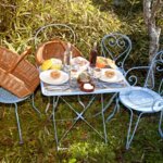 Un dîner Gourmand pour 2 personnes : entrée, plat chaud, légumes, fromages, dessert et boisson