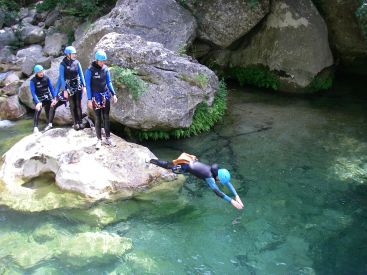 Destination Nature Canyoning 06 image 8