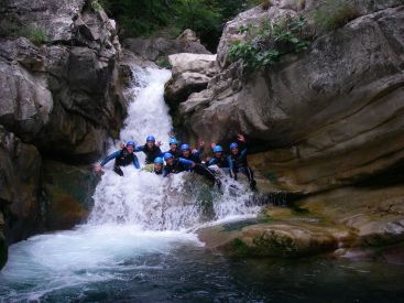 Destination Nature Canyoning 06 image 2