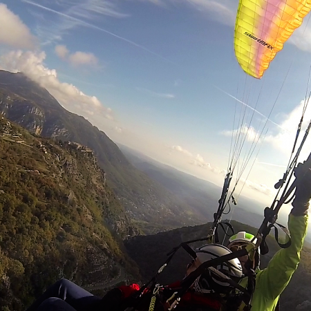 Baptême de Parapente Biplace Performance (25 à 30 minutes)