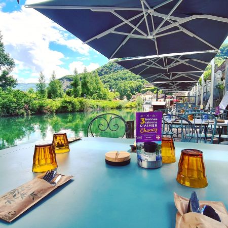 Menu Gourmand, produit locaux au bord du Canal de Savières à Chanaz