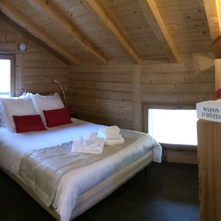 Séjour de deux nuits en chambre Gentiane
