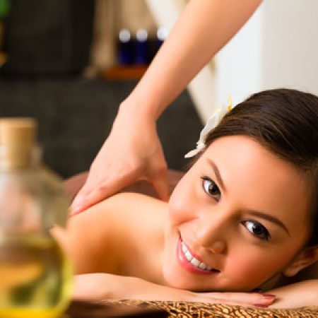 Massage aux huiles chaudes 1h00