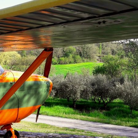 Séjour pour 2 à 5 personnes dans un avion Cessna et sa tour de contrôle