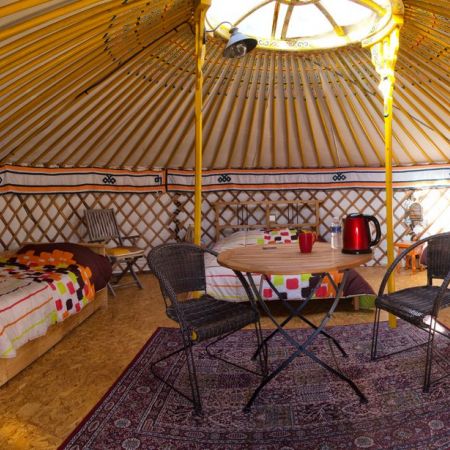 Séjour pour 3 à 5 personnes sous une yourte mongole