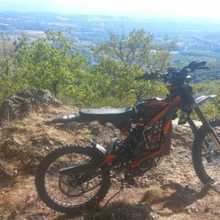 Moto électrique SUR-RON - Randonnée avec guide pro