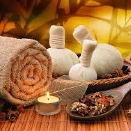 Massage sensoriel au monoï, à la rose ou à l'arnica