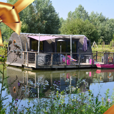 Noël insolite : escapade gourmande à 2 en lodge flottant ou perché avec spa !