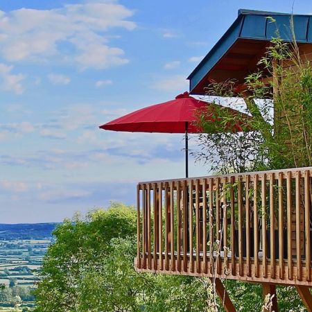 Séjour romantique en hébergement LUXE avec jacuzzi privatif