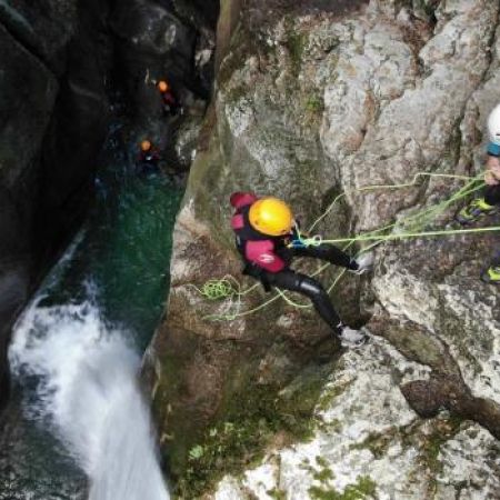 1 place pour 1 descente au canyon du Furon partie haute