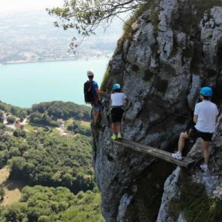 1 place pour 1 personne à la via ferrata Roc de Cornillon