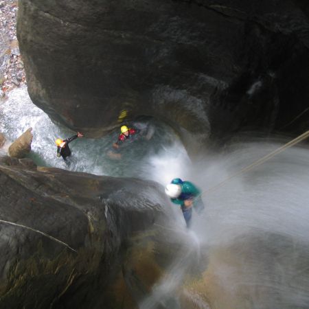 Parcours canyoning Alpin (demi-journée)