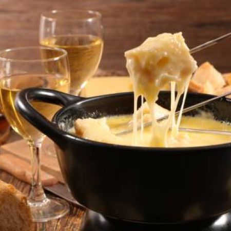 Nuit d’été Gourmande, fondue savoyarde et petit-déjeuner. Produits locaux et bio