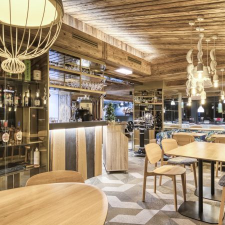 Déjeuner et cocktail au Bistrot du Mont-Joly