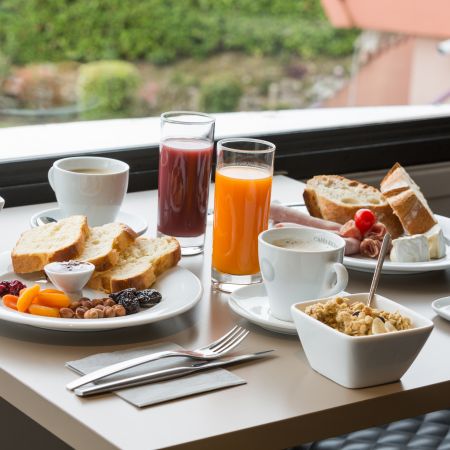 Petit-Déjeuner avec vue
