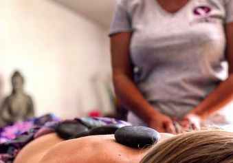 Massage PIERRES CHAUDES image 1
