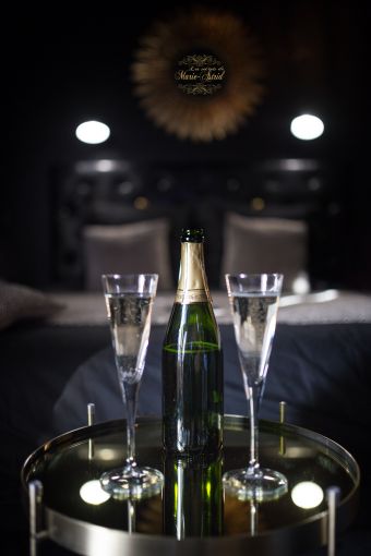 Les secrets de Marie-Astrid 1 NUIT avec petits déjeuners & Champagne image 4