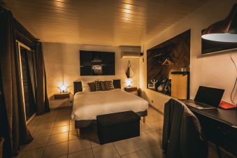 SEJOUR ROMANTIQUE EN CHAMBRE SUPERIEURE "LES PALMIERS" image 5