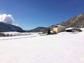 Week end raquettes au cœur du Haut Jura ( 2 nuitées avec petit déjeuner et prêt de raquettes) image 5