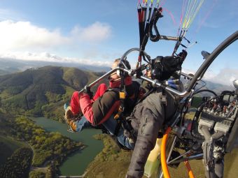 Vol de 30 mins en paramoteur "Lac du Xoldoko" image 2
