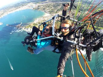 Vol de 20 mins en paramoteur "Corniche Basque" image 2