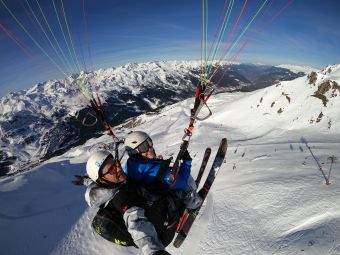 Parapente vol hiver à Méribel image 1