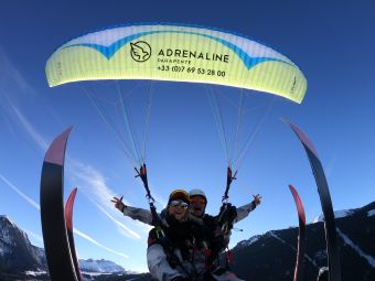 Parapente vol hiver à Courchevel image 1