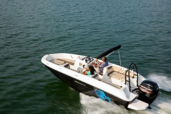 Une journée de location d'un bateau avec permis fluvial image 1