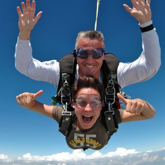 Saut en parachute - Toulouse image 3
