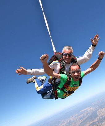 Saut en parachute - Toulouse image 2