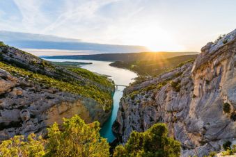 Survolez les Gorges du Verdon en ULM autogire ! image 1
