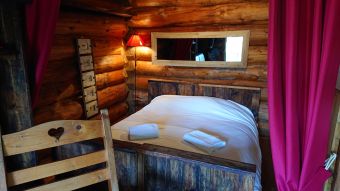 Nuit dans une cabane en rondins "Les convers" image 3