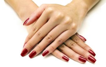 Pose vernis couleur semi-permanent - mains ou pieds (30min)- image 2