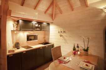 Séjour romantique - Cabane de Prestige avec Jacuzzi et Sauna privatifs image 6