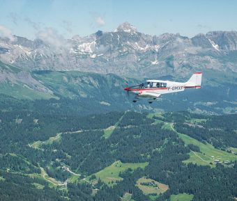 Baptême de l'air en avion - Circuit Aravis (30 min) image 1