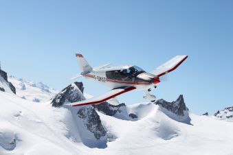 Baptême de l'air en Avion - Circuit Mont-Blanc et Glaciers (60 min) image 1