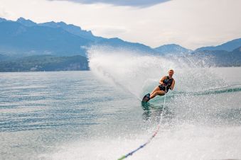 Une heure de Ski Nautique, Wakeboard, WakeSurf et/ou Foil en privatisation image 3