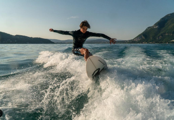 Une heure de Ski Nautique, Wakeboard, WakeSurf et/ou Foil en privatisation image 8