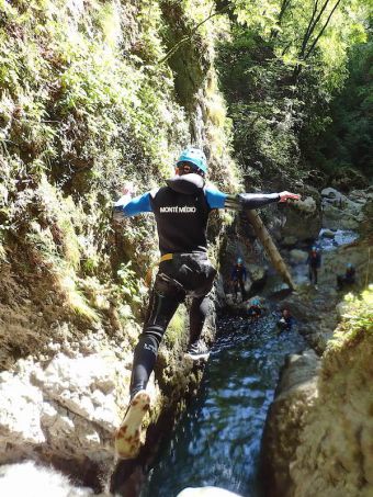 Canyoning Sportif à Montmin image 1