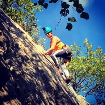 Cours Initiation Escalade en Falaise image 2