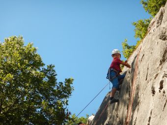 Cours Initiation Escalade en Falaise image 3